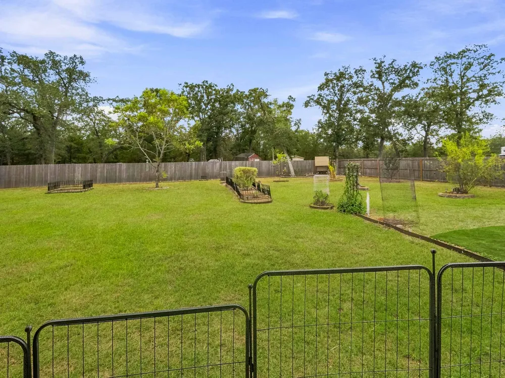 107 Turner Lane Paige, TX 78659