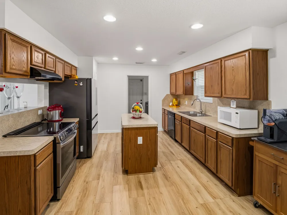 107 Turner Lane Paige, TX 78659
