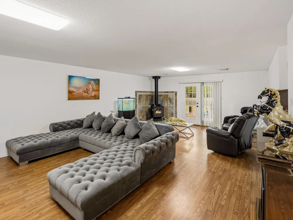 107 Turner Lane Paige, TX 78659