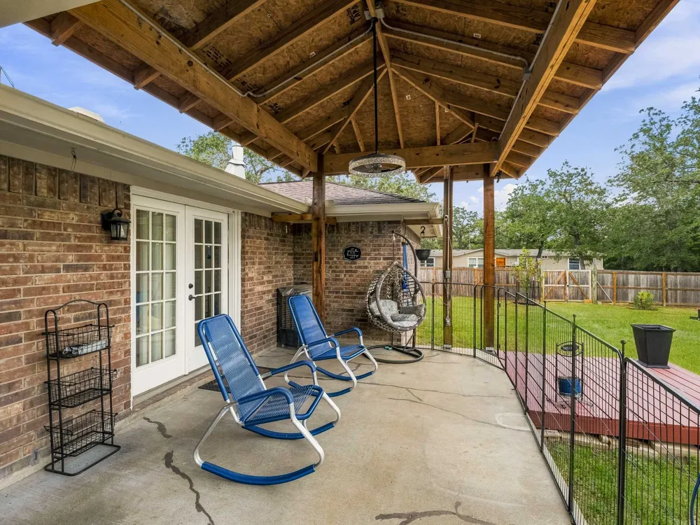 107 Turner Lane Paige, TX 78659