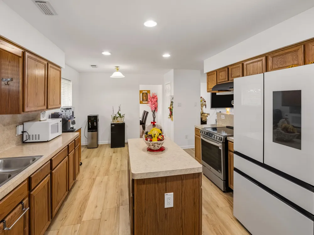 107 Turner Lane Paige, TX 78659