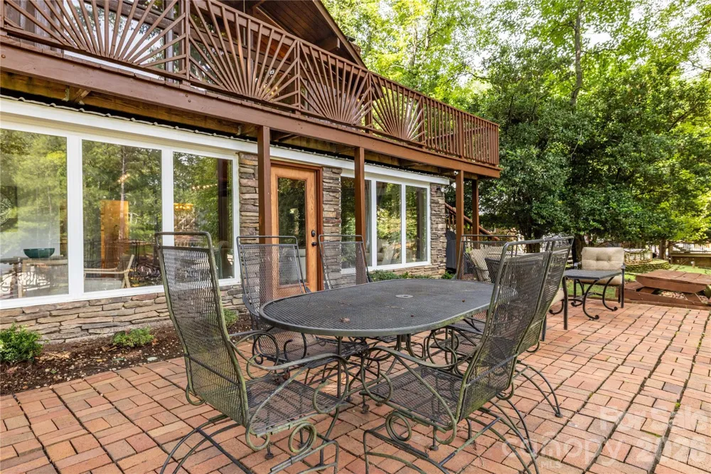 825 Emerald Shores Road Mount Gilead, NC 27306