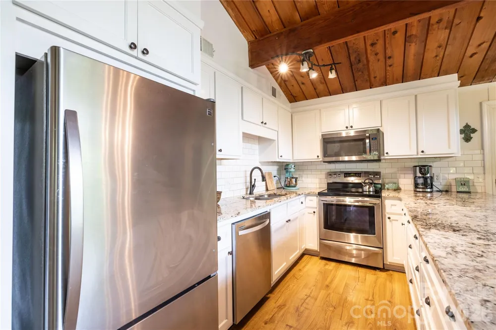825 Emerald Shores Road Mount Gilead, NC 27306