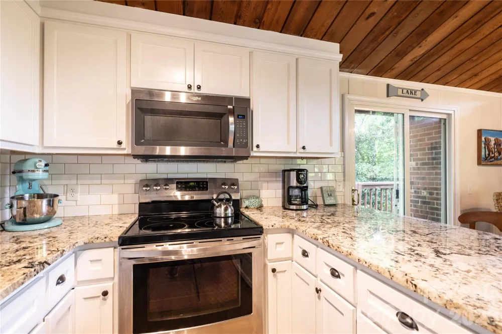 825 Emerald Shores Road Mount Gilead, NC 27306