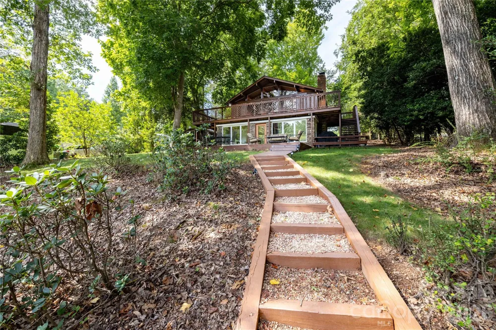 825 Emerald Shores Road Mount Gilead, NC 27306