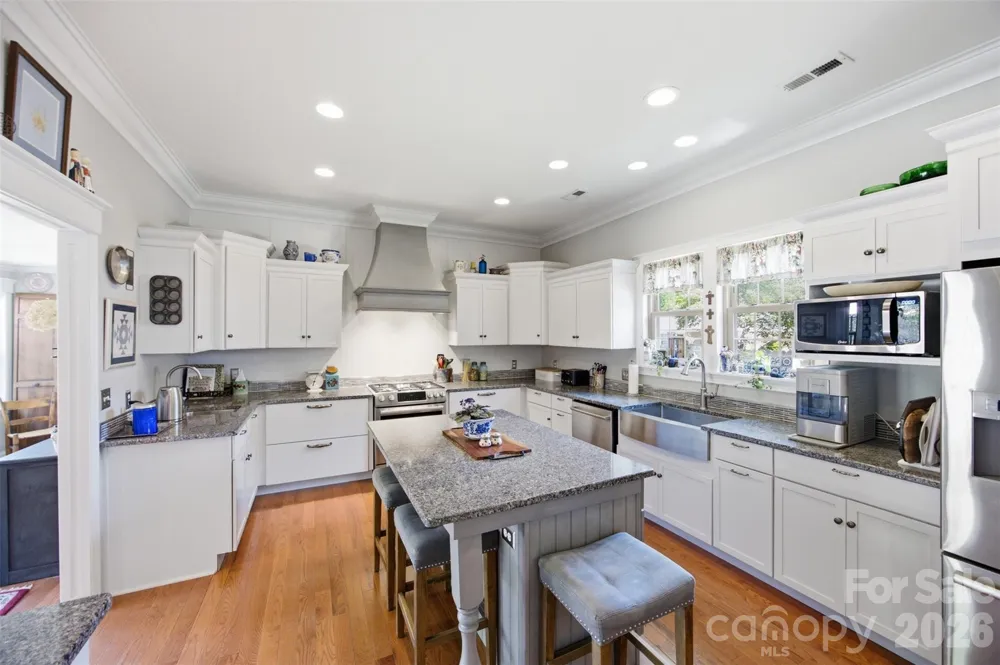 211 Jefferson Street E York, SC 29745