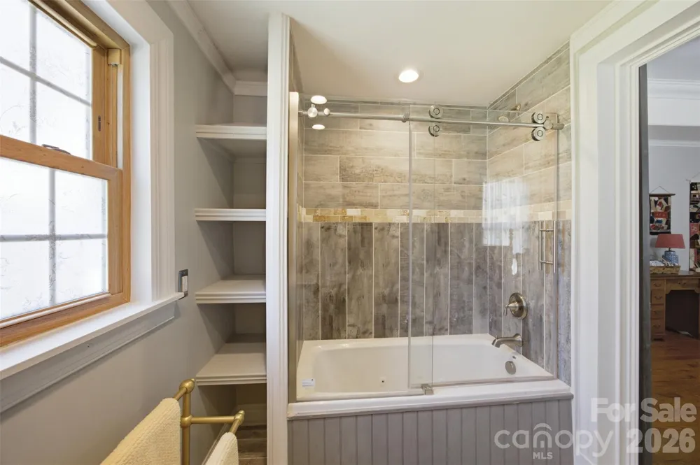 211 Jefferson Street E York, SC 29745