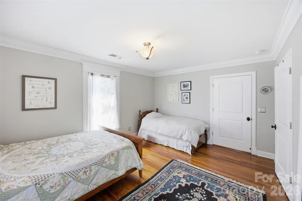 211 Jefferson Street E York, SC 29745