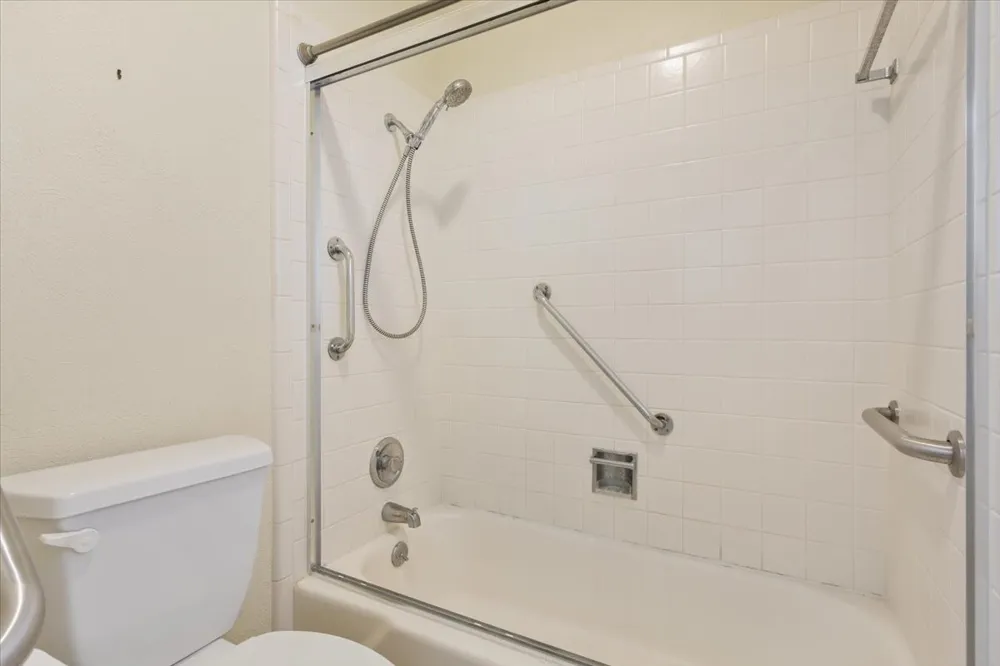 4801 Lake Englewood Drive Waco, TX 76710