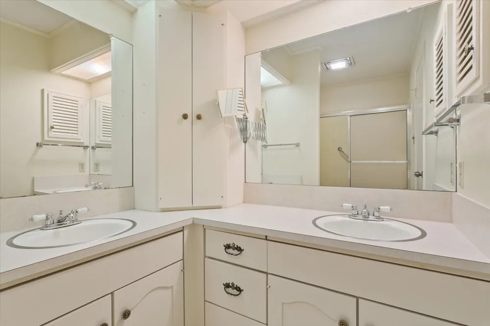 4801 Lake Englewood Drive Waco, TX 76710