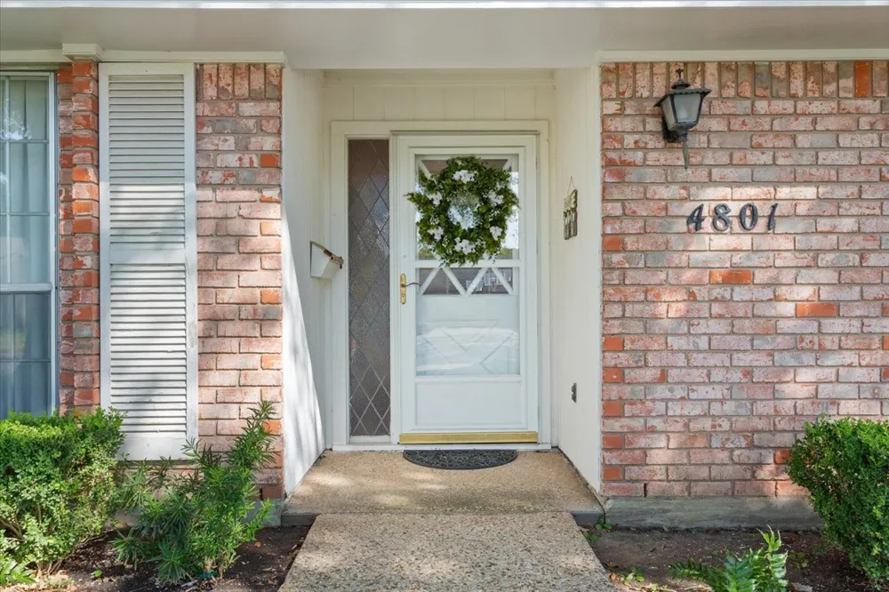 4801 Lake Englewood Drive Waco, TX 76710