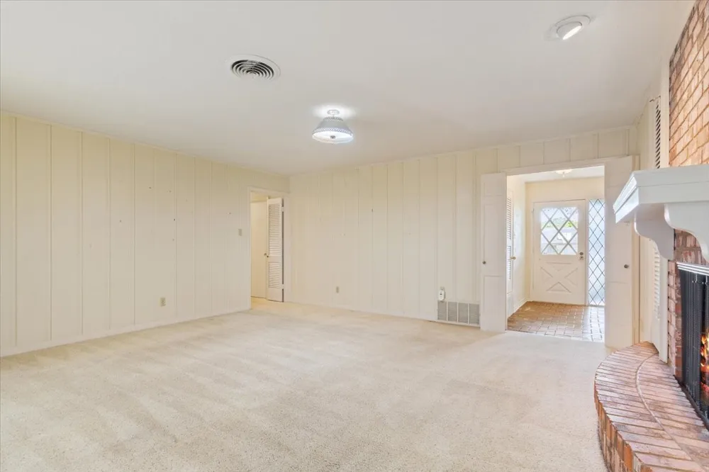 4801 Lake Englewood Drive Waco, TX 76710
