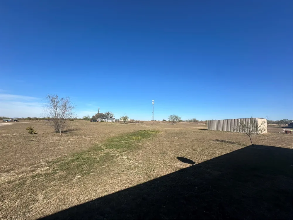 211 Alton Ennis, TX 75119