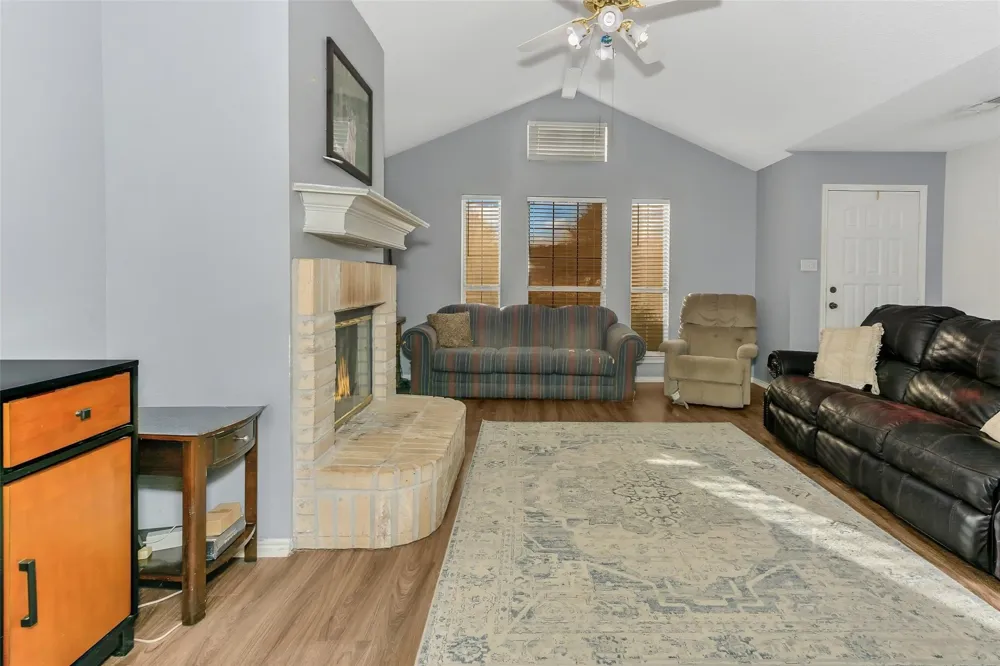 202 Lancelot Drive Weatherford, TX 76086