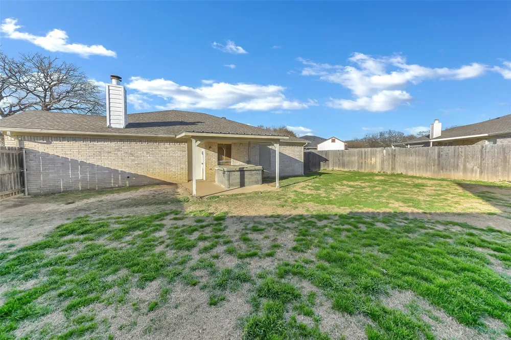 202 Lancelot Drive Weatherford, TX 76086