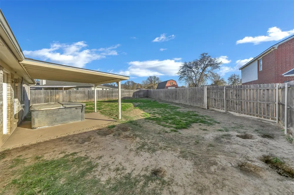 202 Lancelot Drive Weatherford, TX 76086