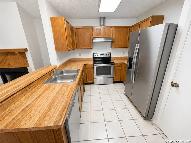 3418 Ridge Ash San Antonio, TX 78247