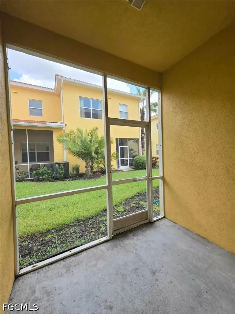 Quinta Artesa Way #104 Fort Myers, FL 33908