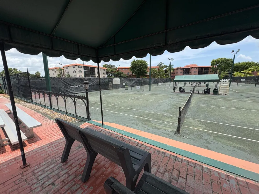 680 TENNIS CLUB DRIVE #303 Fort Lauderdale, FL 33311