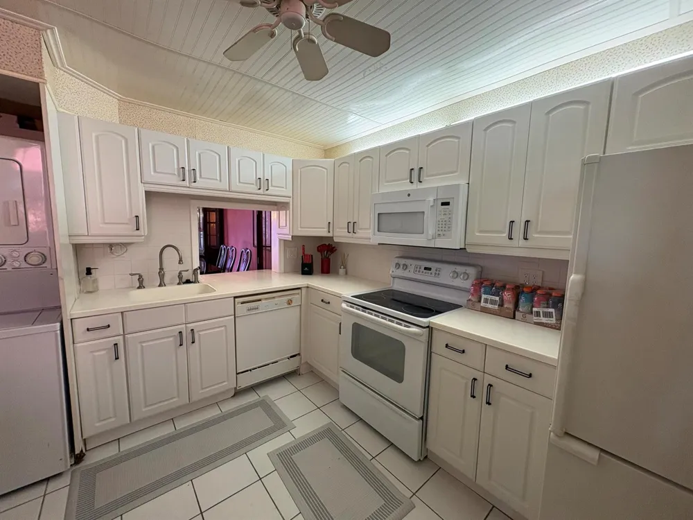 680 TENNIS CLUB DRIVE #303 Fort Lauderdale, FL 33311