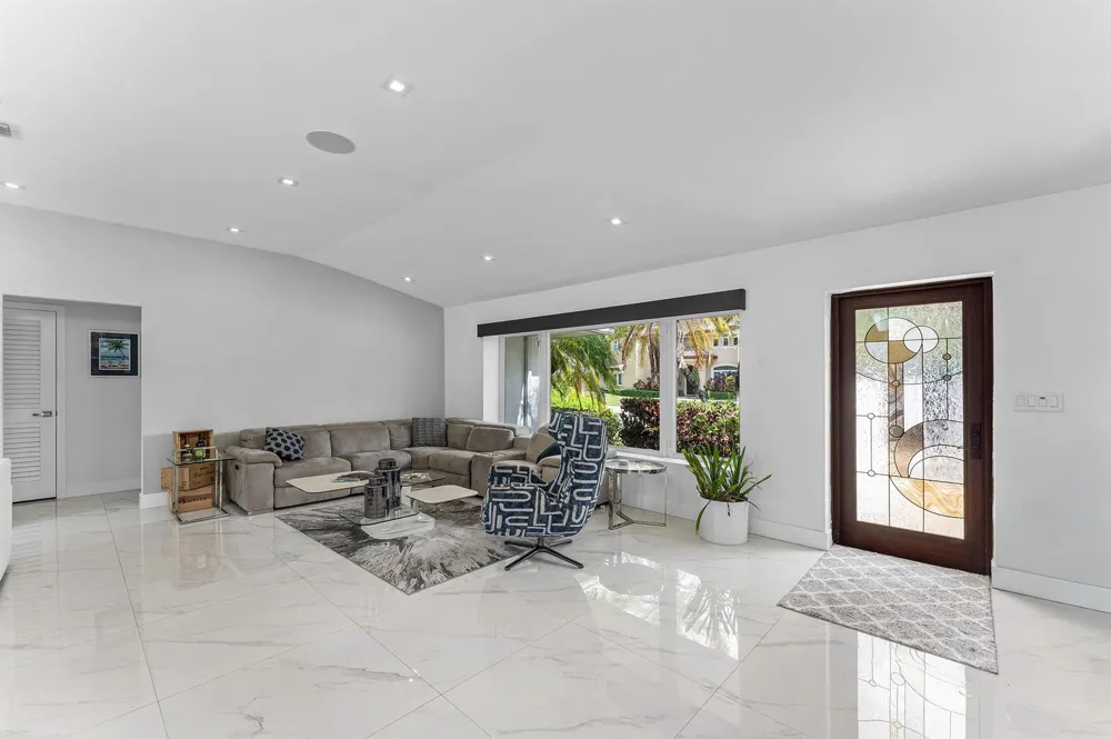 2813 NE 29TH STREET Fort Lauderdale, FL 33306