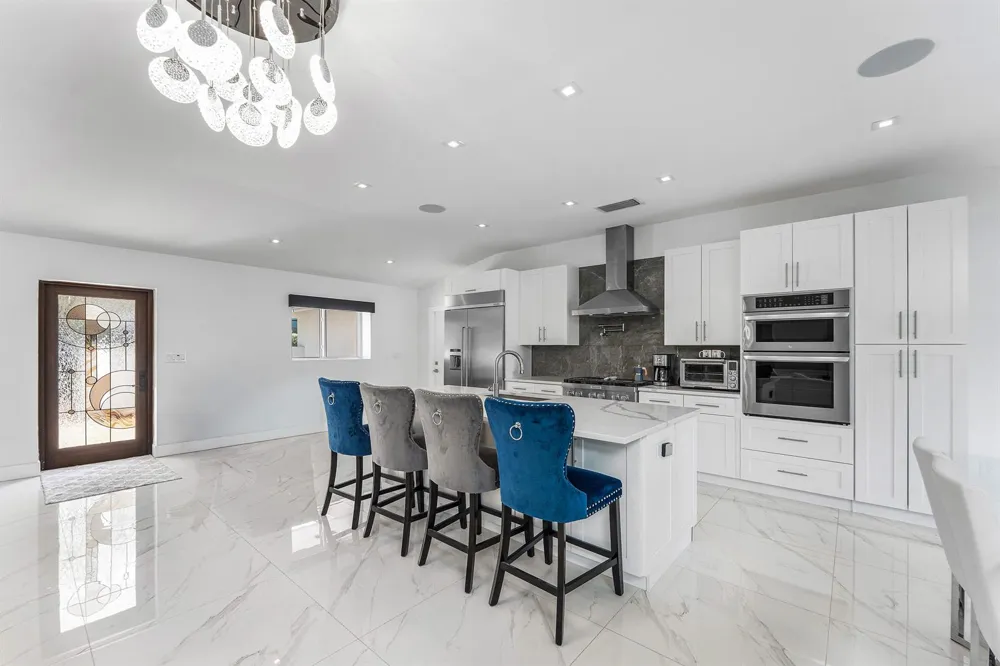 2813 NE 29TH STREET Fort Lauderdale, FL 33306