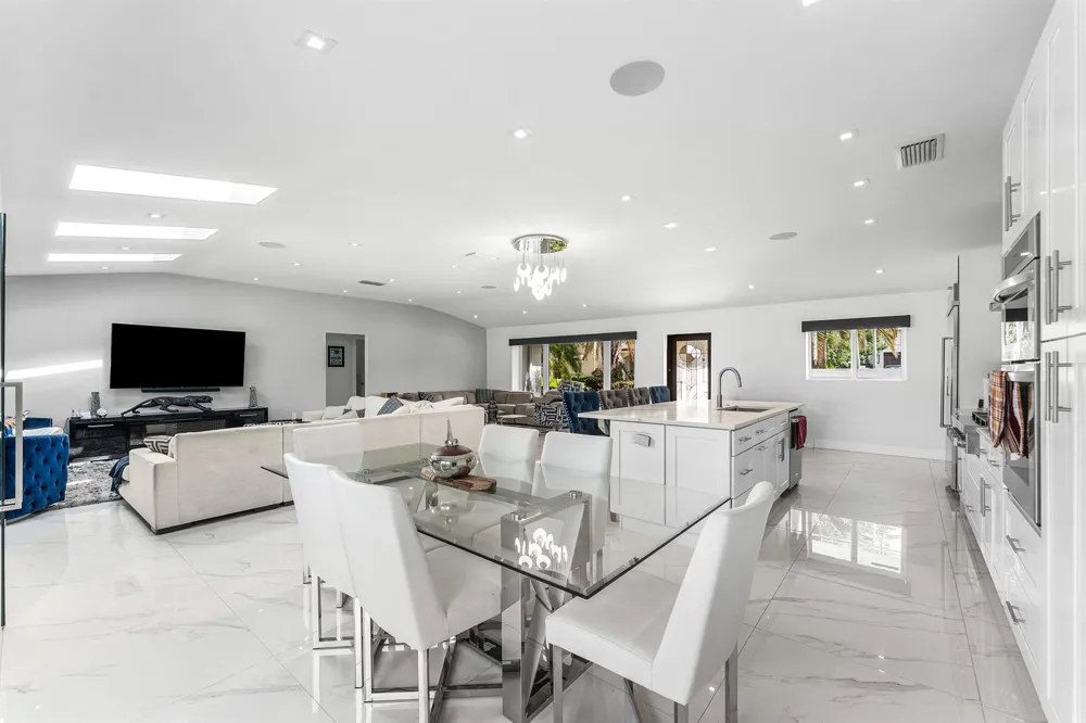 2813 NE 29TH STREET Fort Lauderdale, FL 33306