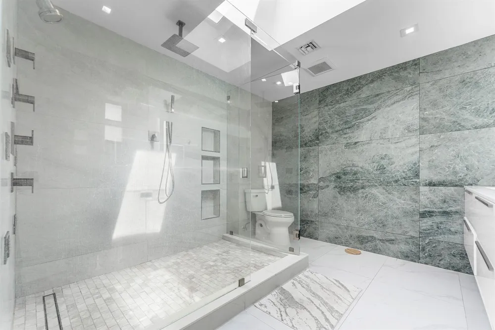 2813 NE 29TH STREET Fort Lauderdale, FL 33306