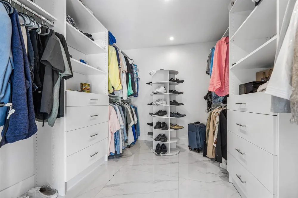 2813 NE 29TH STREET Fort Lauderdale, FL 33306