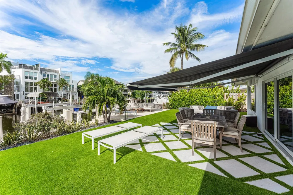 2813 NE 29TH STREET Fort Lauderdale, FL 33306