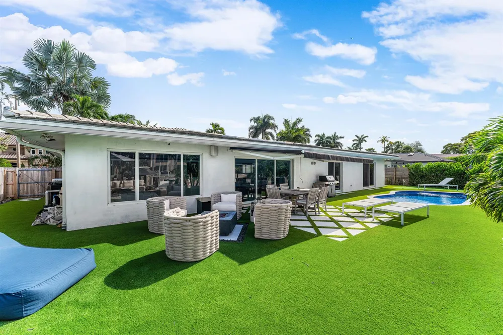 2813 NE 29TH STREET Fort Lauderdale, FL 33306