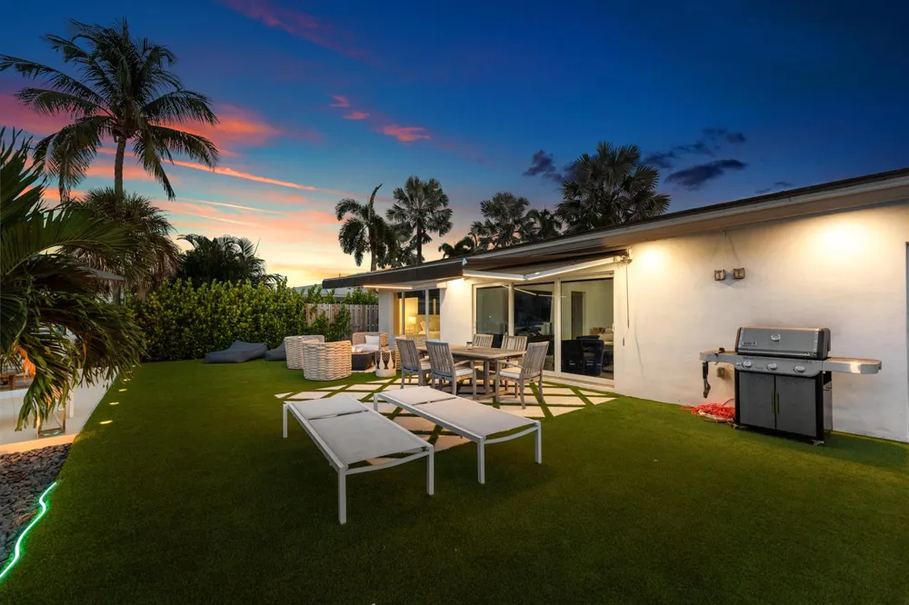 2813 NE 29TH STREET Fort Lauderdale, FL 33306