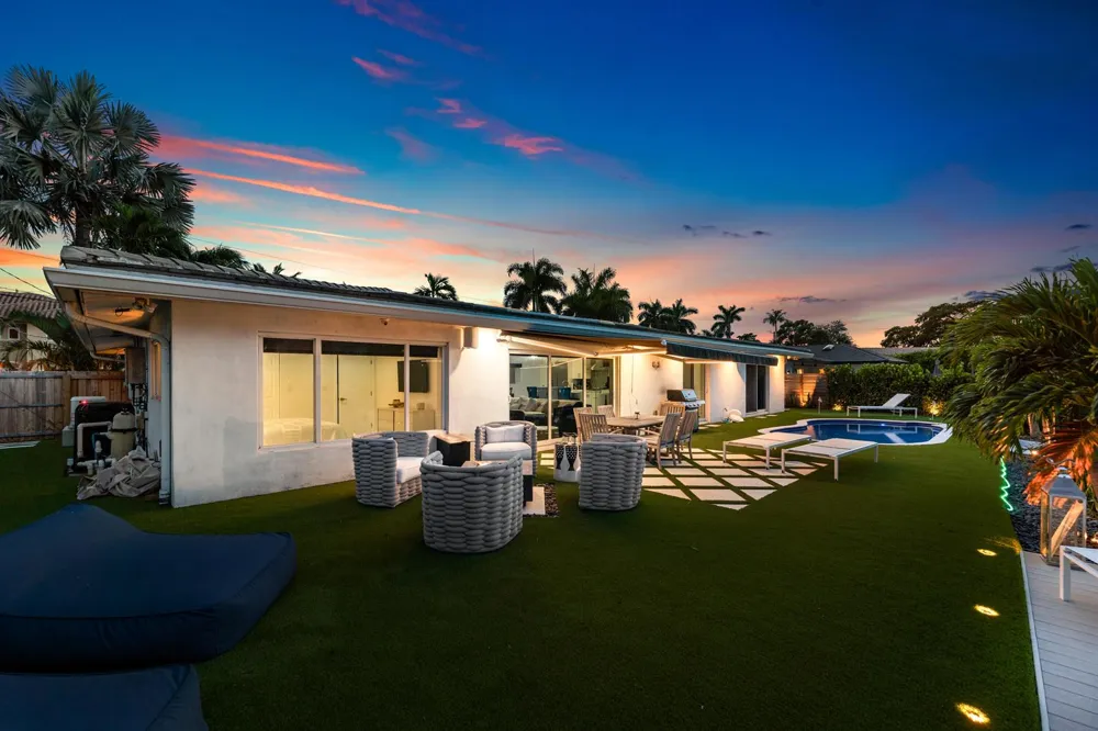 2813 NE 29TH STREET Fort Lauderdale, FL 33306