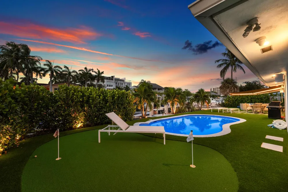 2813 NE 29TH STREET Fort Lauderdale, FL 33306