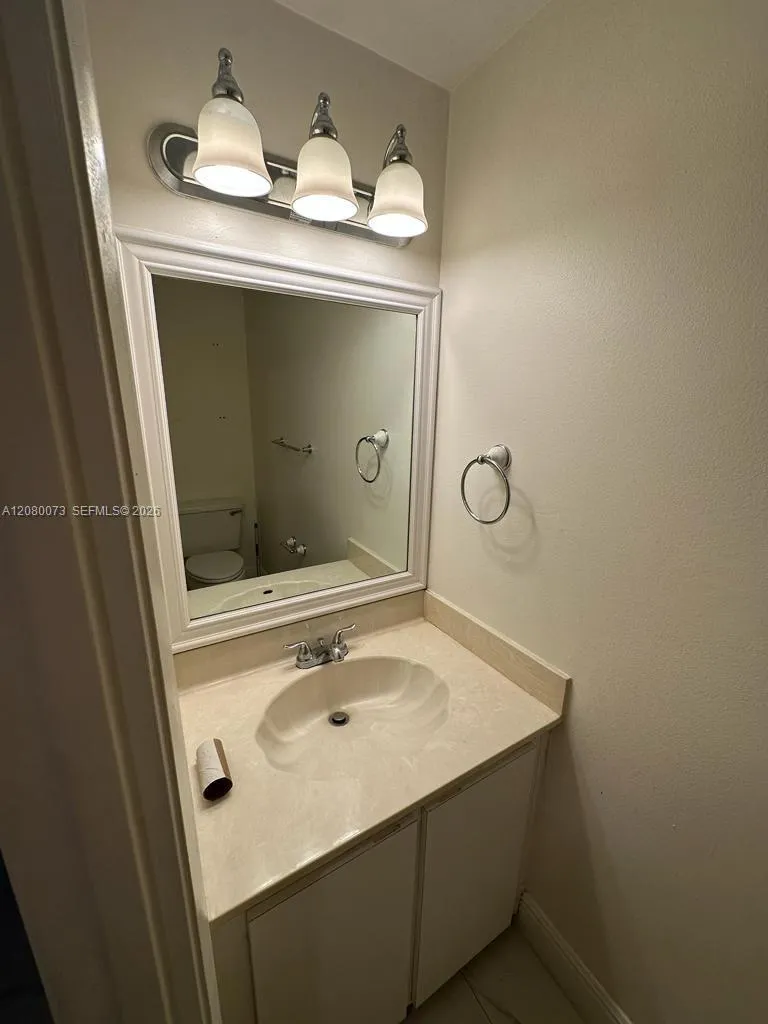 10182 NW 41st St #100-9 Doral, FL 33178