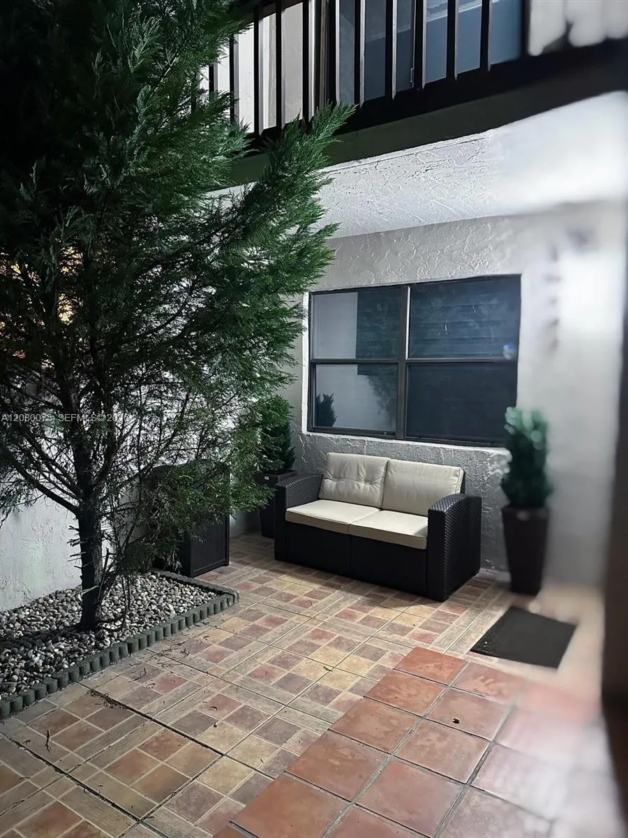 10182 NW 41st St #100-9 Doral, FL 33178