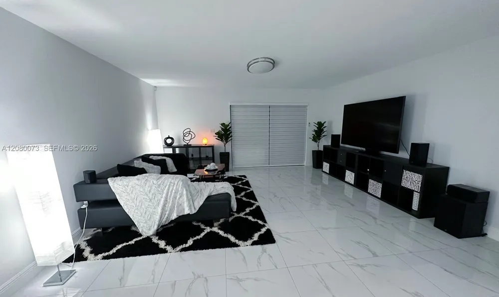 10182 NW 41st St #100-9 Doral, FL 33178