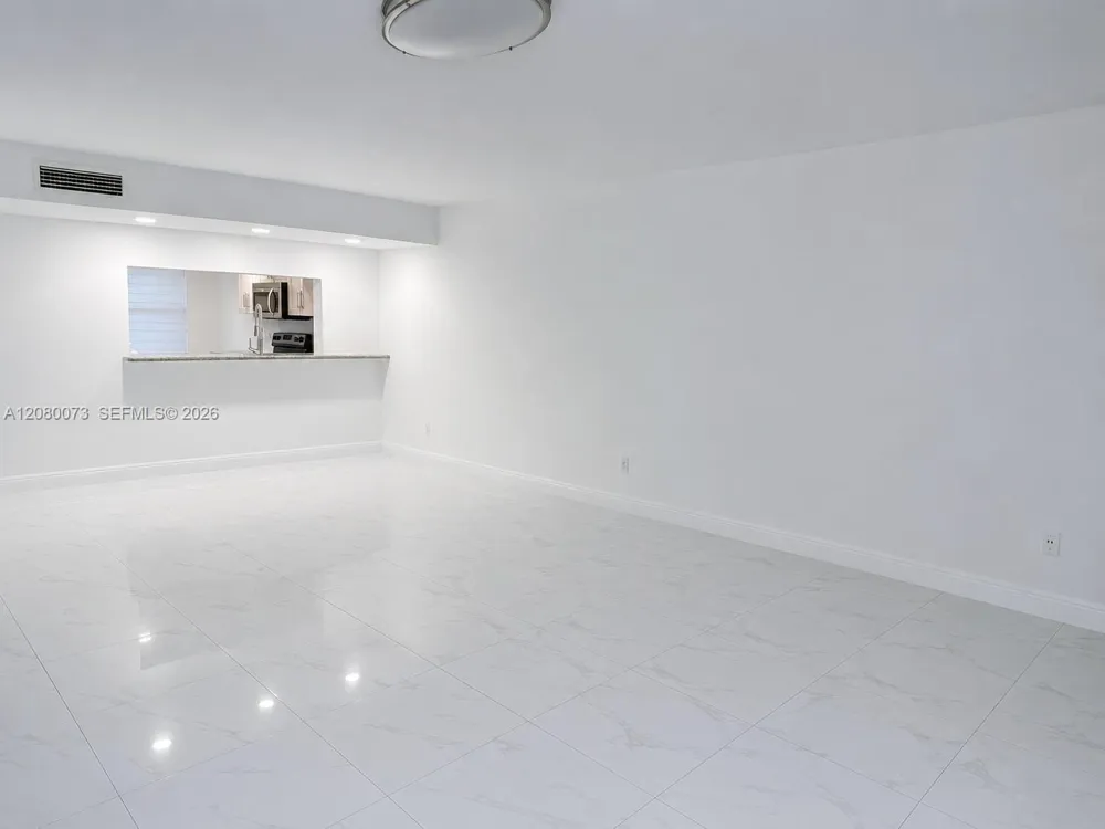 10182 NW 41st St #100-9 Doral, FL 33178
