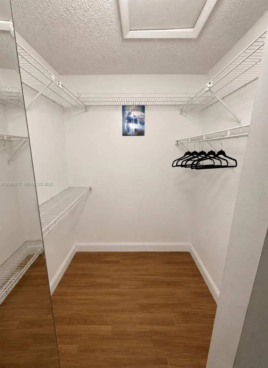 10182 NW 41st St #100-9 Doral, FL 33178