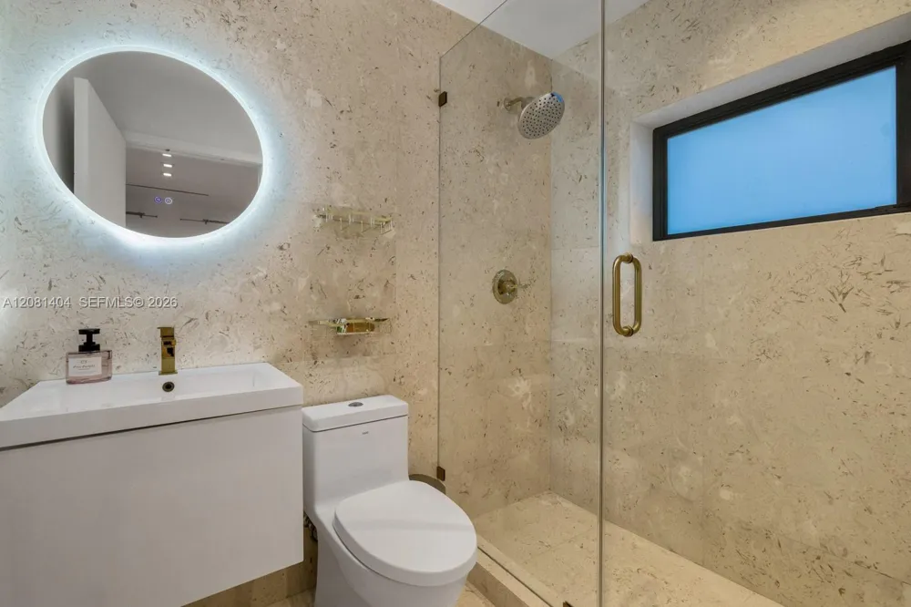 771 Fairway Dr Miami Beach, FL 33141