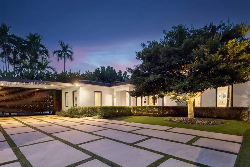 771 Fairway Dr Miami Beach, FL 33141