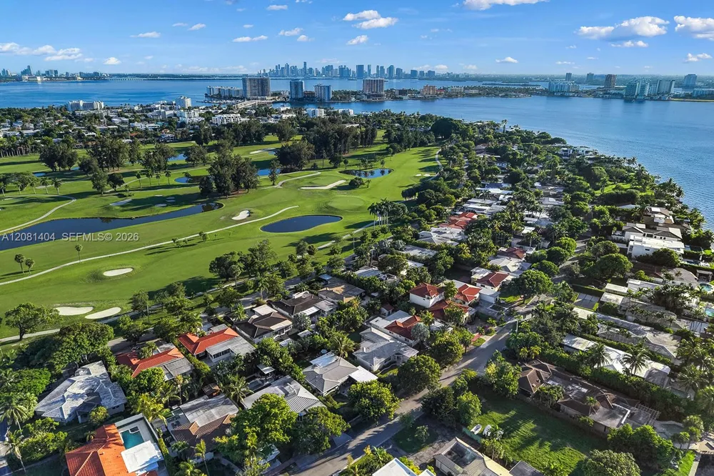 771 Fairway Dr Miami Beach, FL 33141