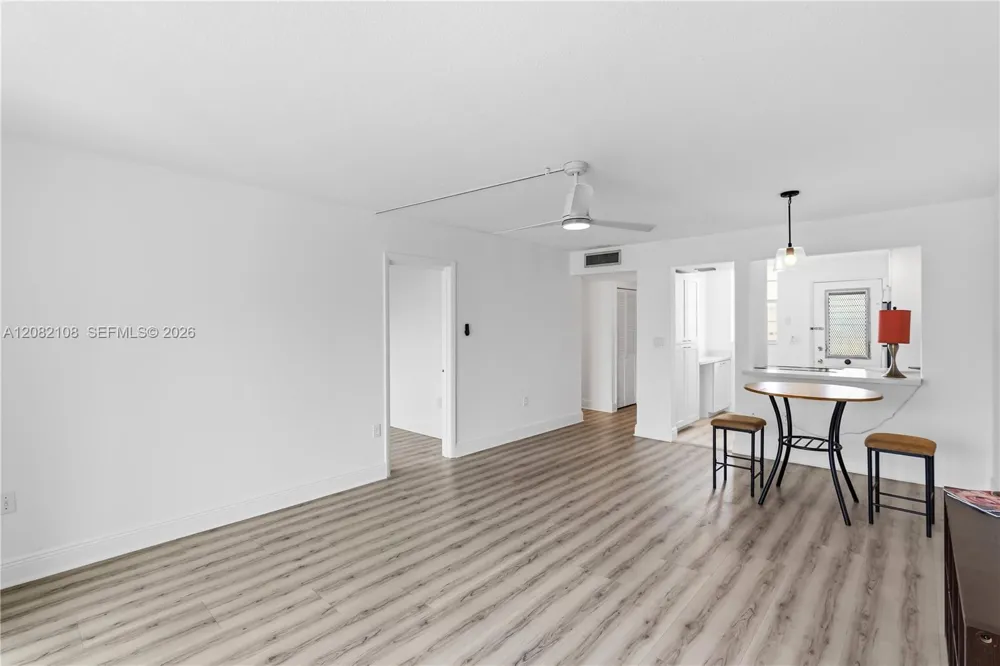 2903 Point East Dr #K503 Aventura, FL 33160