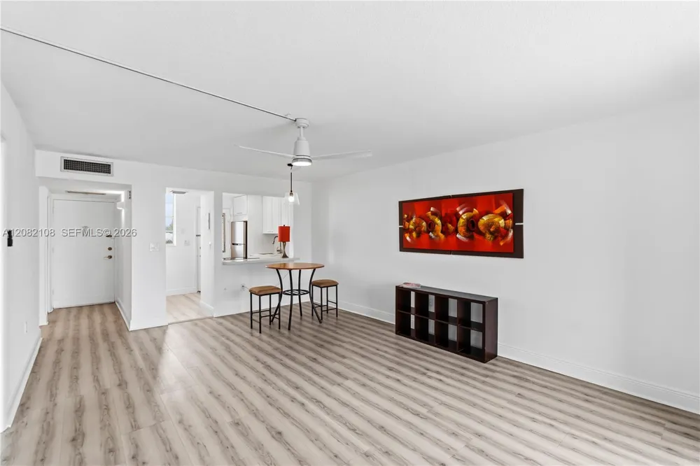 2903 Point East Dr #K503 Aventura, FL 33160
