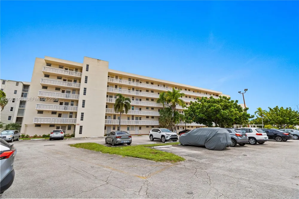 2903 Point East Dr #K503 Aventura, FL 33160
