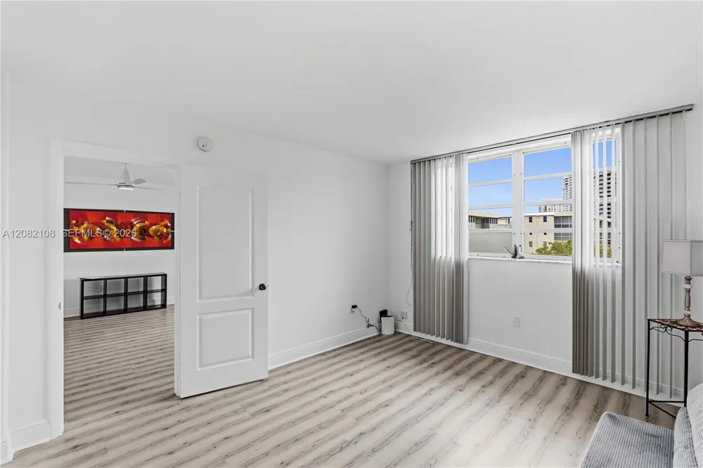 2903 Point East Dr #K503 Aventura, FL 33160