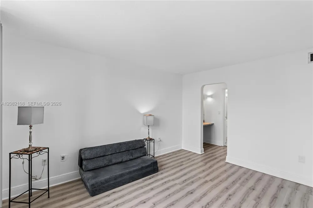 2903 Point East Dr #K503 Aventura, FL 33160