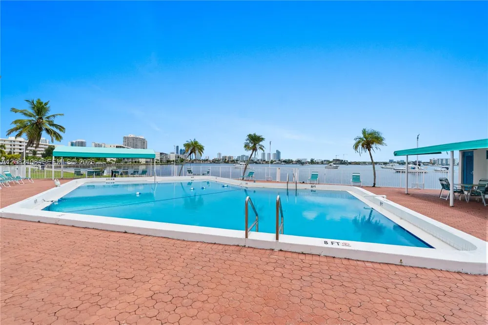 2903 Point East Dr #K503 Aventura, FL 33160