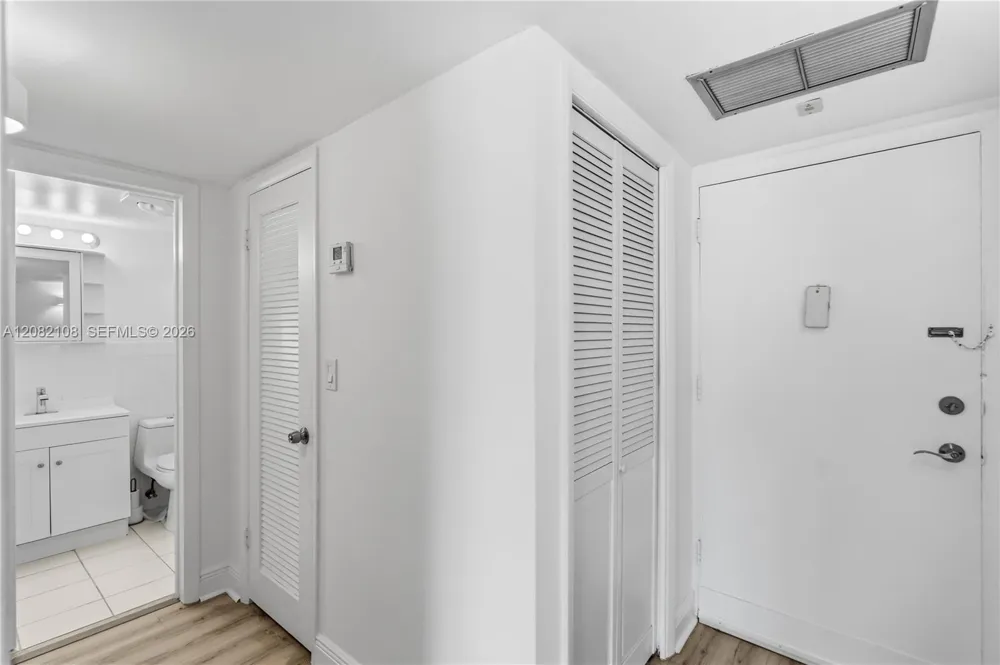 2903 Point East Dr #K503 Aventura, FL 33160