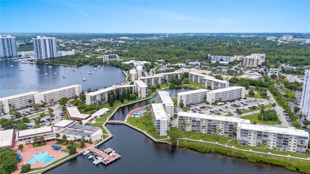2903 Point East Dr #K503 Aventura, FL 33160
